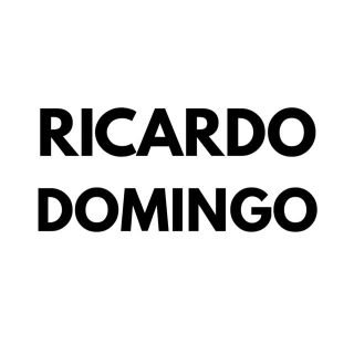 Abrimos inscripciones al curso teórico practico DISEÑO · ADN DE MARCA · ASESORÍA con Ricardo Domingo @ricardomingo En el contexto actual, diseñar y fabricar una joya no es suficiente para garantizar su relevancia. La práctica contemporánea exige comprender el objeto como parte de un sistema más amplio donde intervienen la imagen, la marca y el posicionamiento.
Este programa aborda la joyería desde esa perspectiva: como una construcción que articula forma, discurso y contexto. A través del análisis de casos reales, se exploran estrategias de identidad, definición de público y coherencia entre diseño, gráfica y presentación.
Se proponen herramientas para estructurar un lenguaje propio, como la construcción del ADN de marca y el análisis crítico de la identidad, entendiendo el packaging y la comunicación como extensiones del objeto.
Además la asesoría personalizada permite trasladar estos conceptos al trabajo individual, generando una lectura estratégica sobre su desarrollo y proyección en el mercado.
RICARDODOMINGO�La imagen y la marca en la joyería
10 y 12 Junio Materia Prima ·
CUPOS LIMITADOS!
Conversatorio: 12 Cupos
Asesoría: 8 Cupos
Reserva con el 30% antes del 30 de abril